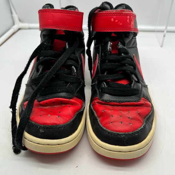 Nike Shoes Youth 4 Court Borough Mid 2 Black University Red CD7782-003 - Picture 4 of 7